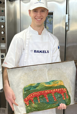 Bjarke with his bread plaque of the Richmond Bridge in Tasmania